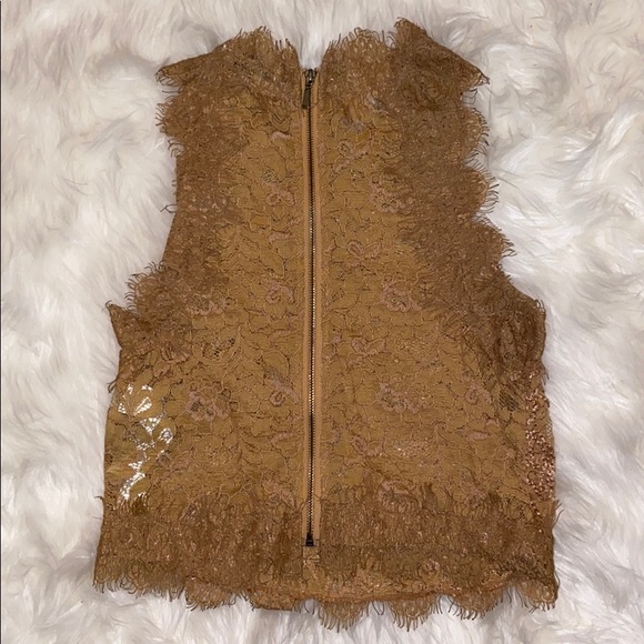 lace top - Picture 2 of 2